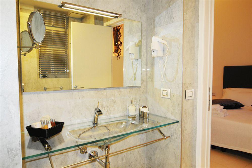 레조디칼라브리아 Town House Cavour B&B 외부 사진