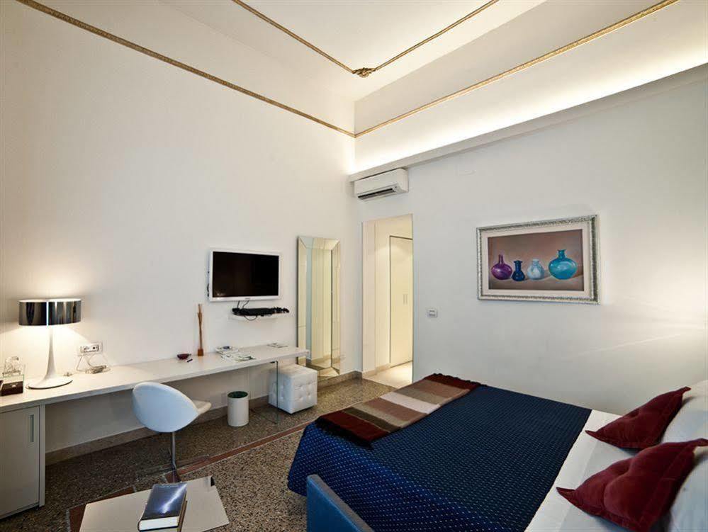 레조디칼라브리아 Town House Cavour B&B 외부 사진
